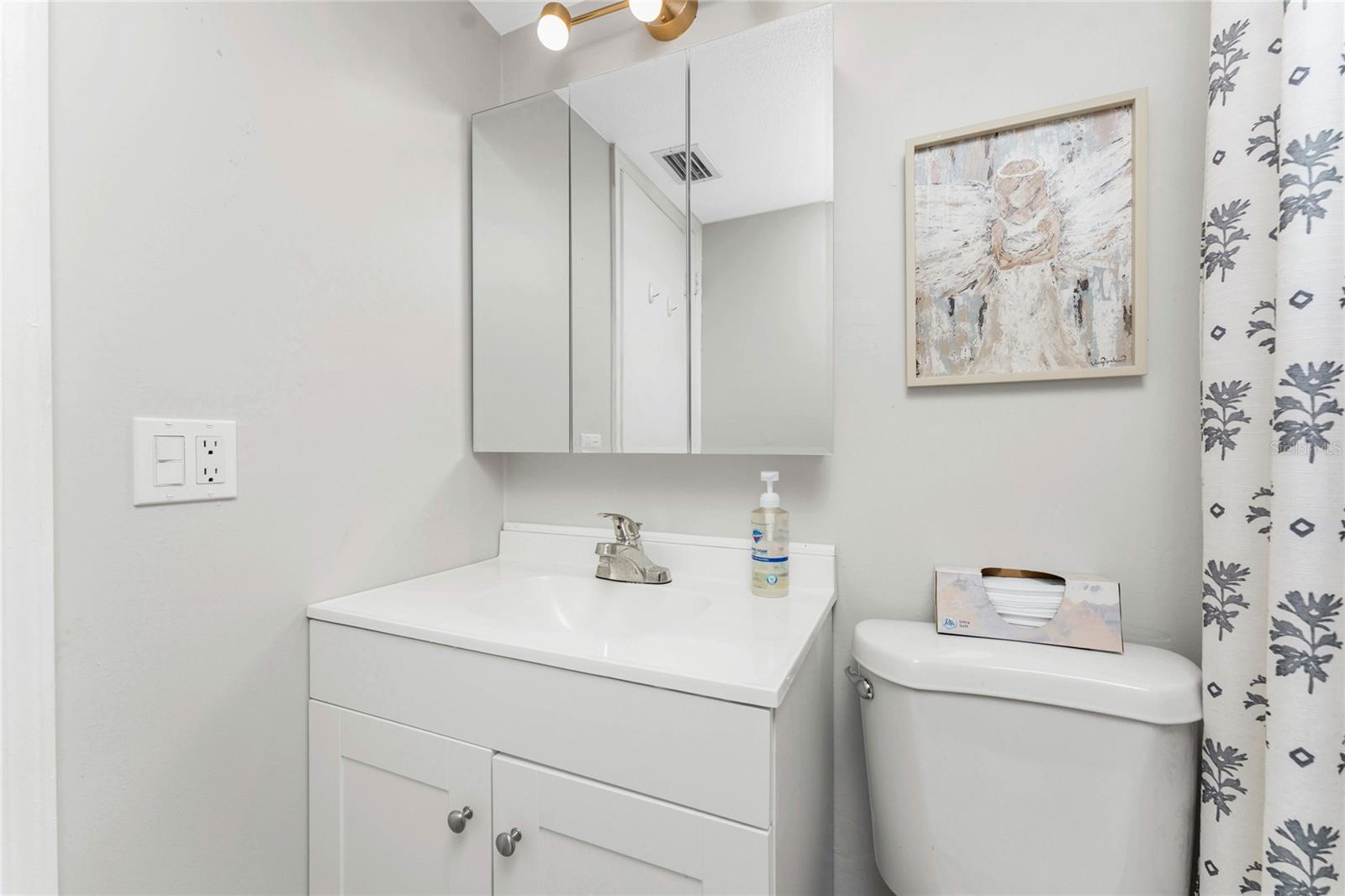 Image 27 of 38 For 4158 Tamiami Trail S8