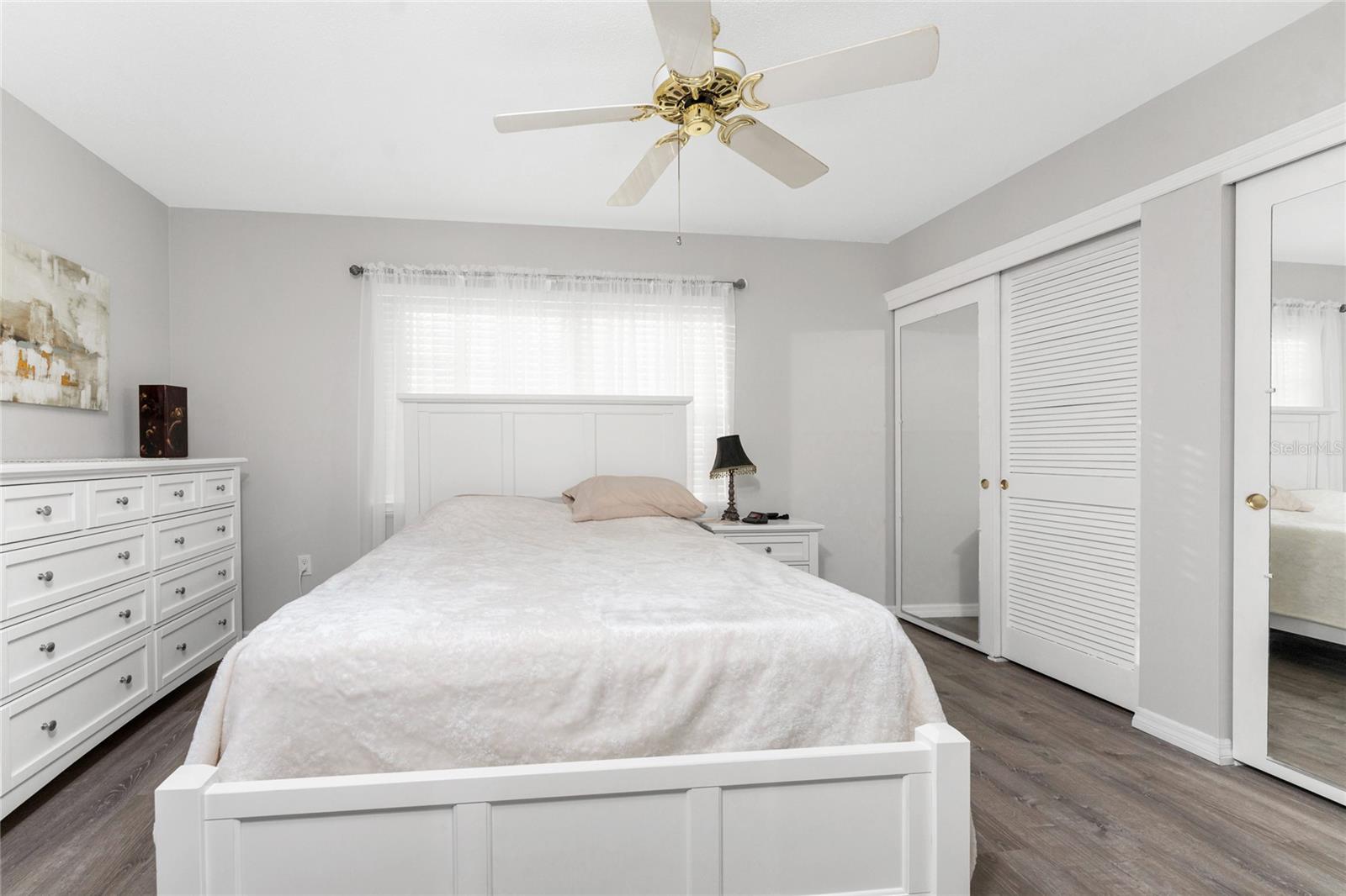 Image 29 of 38 For 4158 Tamiami Trail S8