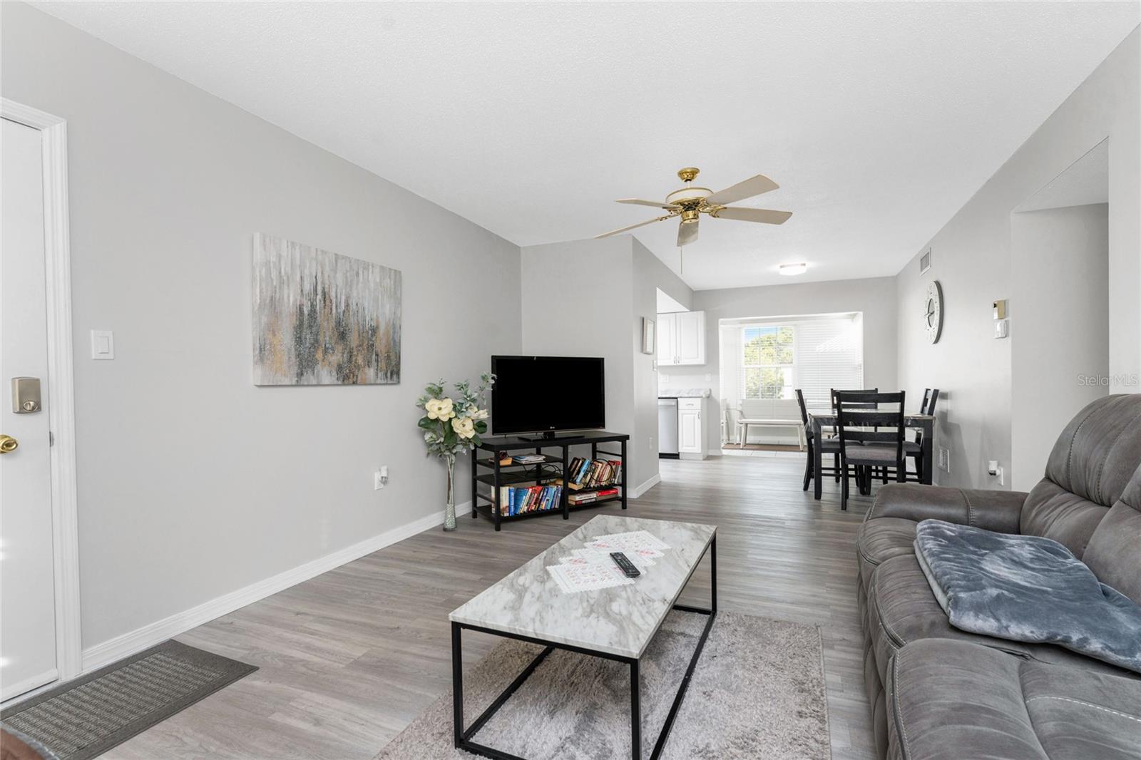 Image 8 of 38 For 4158 Tamiami Trail S8