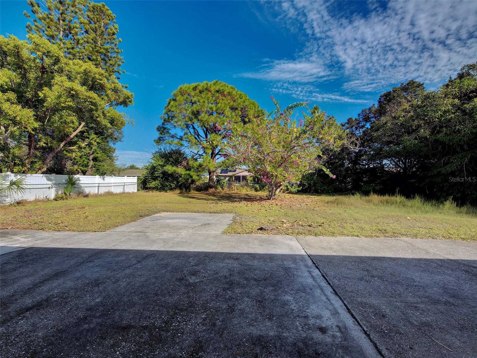 Image 29 of 40 For 5815 Spearman Circle