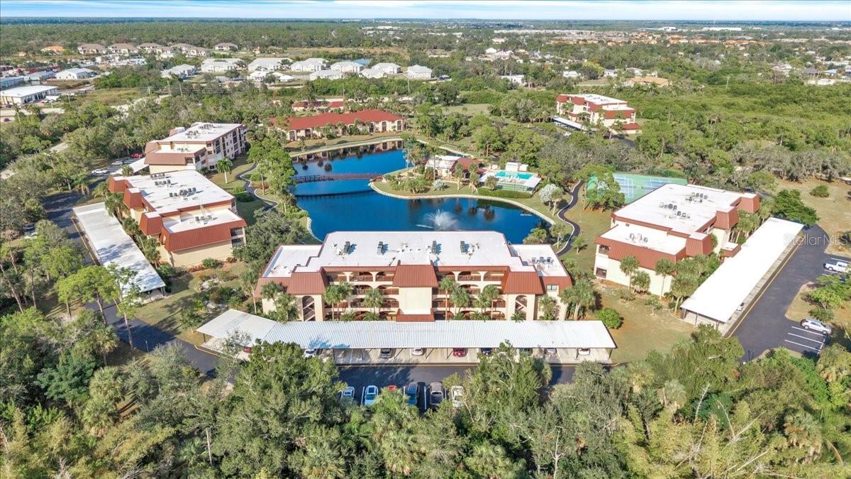 Image 29 of 42 For 23465 Harborview Road 723