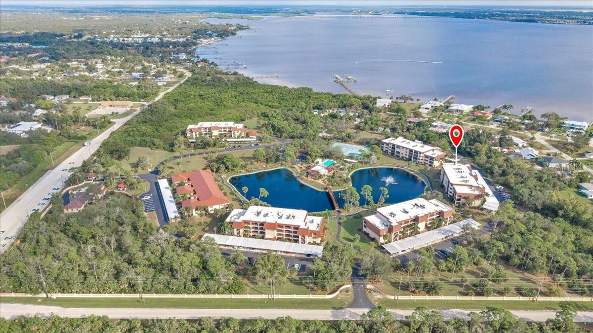 Image 30 of 42 For 23465 Harborview Road 723