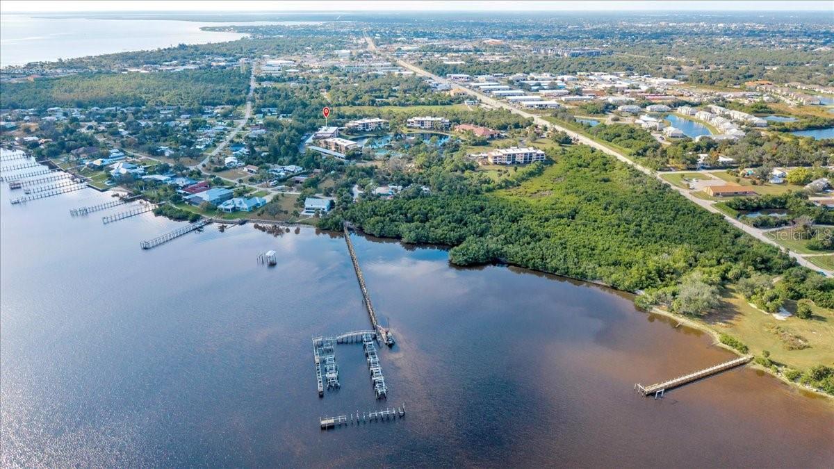 Image 34 of 42 For 23465 Harborview Road 723