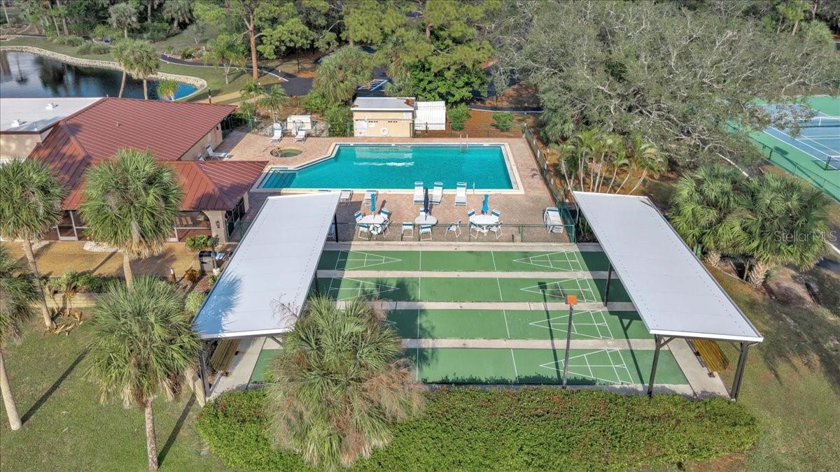 Image 39 of 42 For 23465 Harborview Road 723