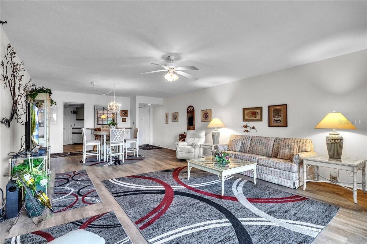 Image 9 of 42 For 23465 Harborview Road 723