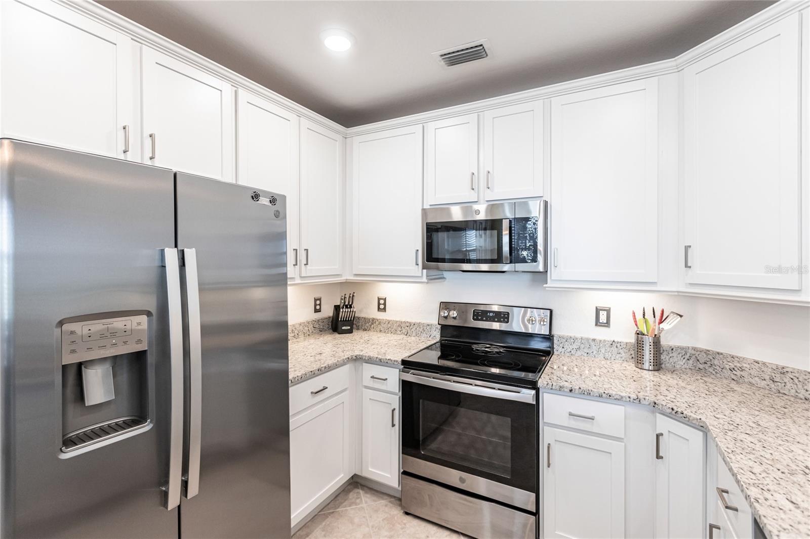 Image 11 of 49 For 14009 Black Beauty Drive 212