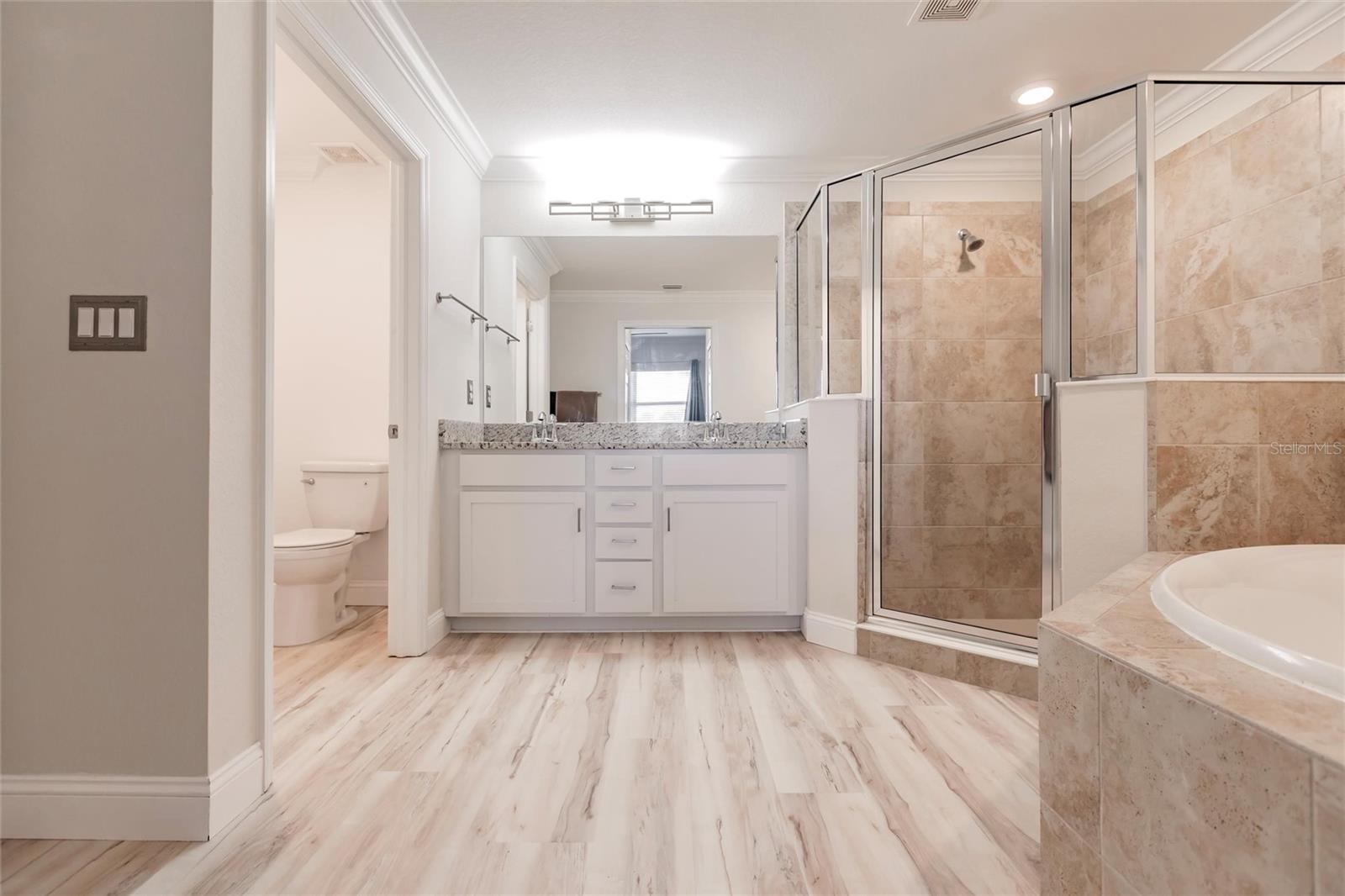 Image 21 of 49 For 14009 Black Beauty Drive 212