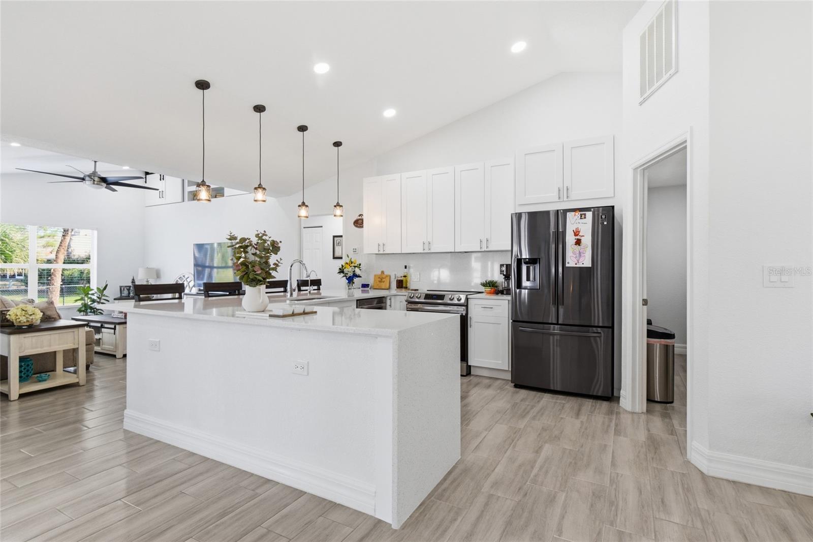 Image 14 of 37 For 5986 Ponce De Leon Boulevard