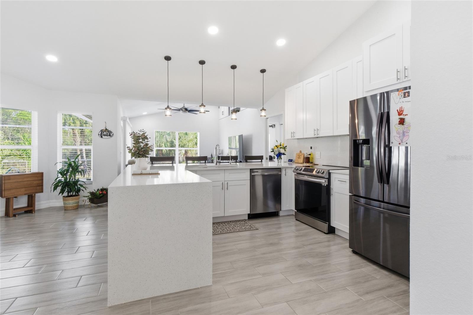 Image 15 of 37 For 5986 Ponce De Leon Boulevard