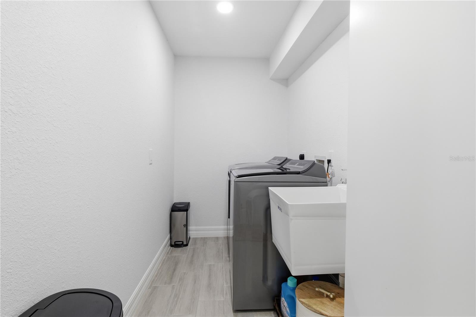 Image 25 of 37 For 5986 Ponce De Leon Boulevard