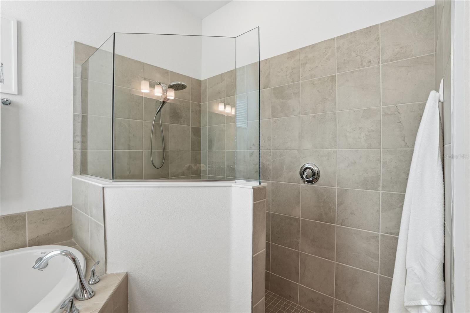 Image 14 of 50 For 14897 Cherry Blossom Way