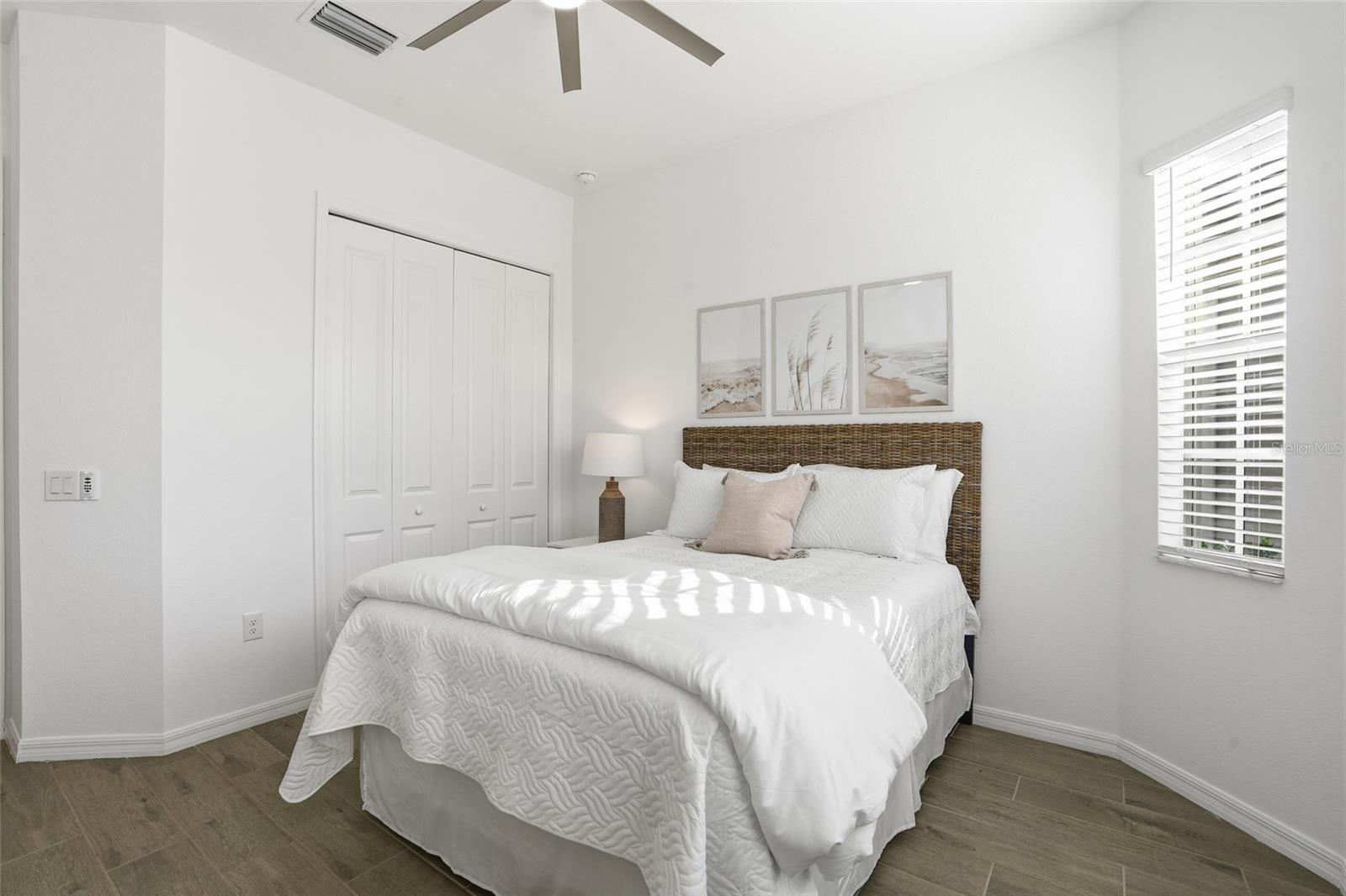 Image 17 of 50 For 14897 Cherry Blossom Way