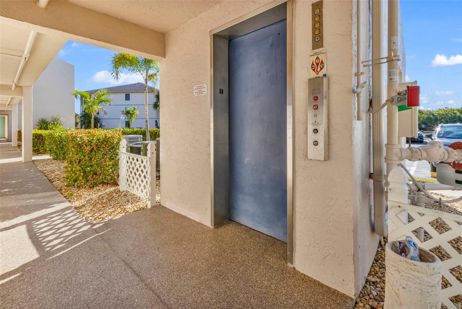 Image 28 of 44 For 175 Kings Highway B6-526