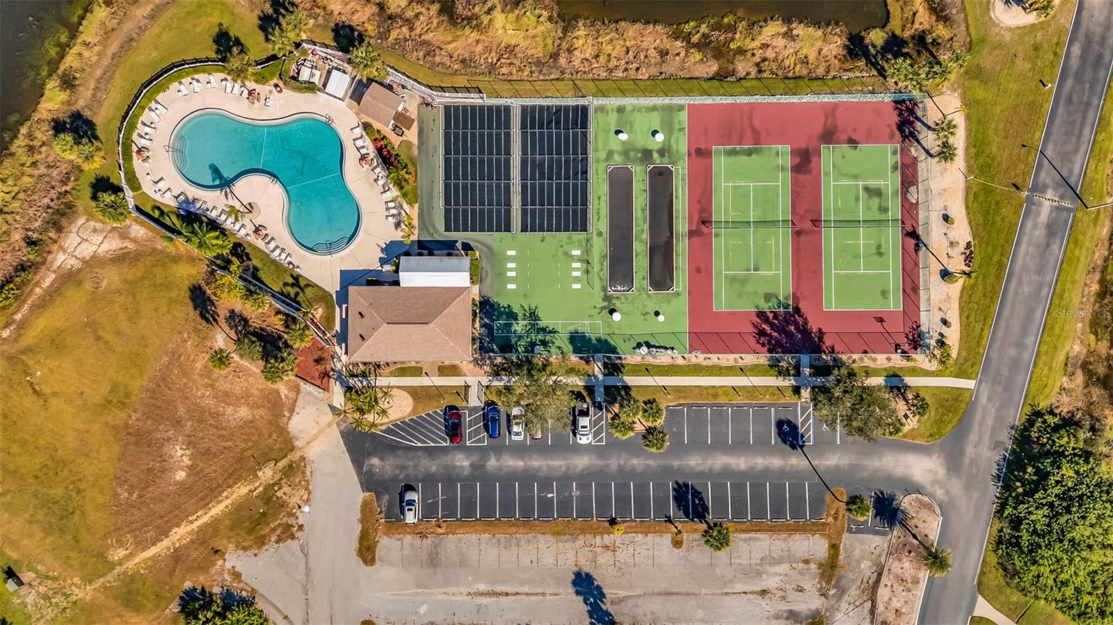 Image 42 of 44 For 175 Kings Highway B6-526