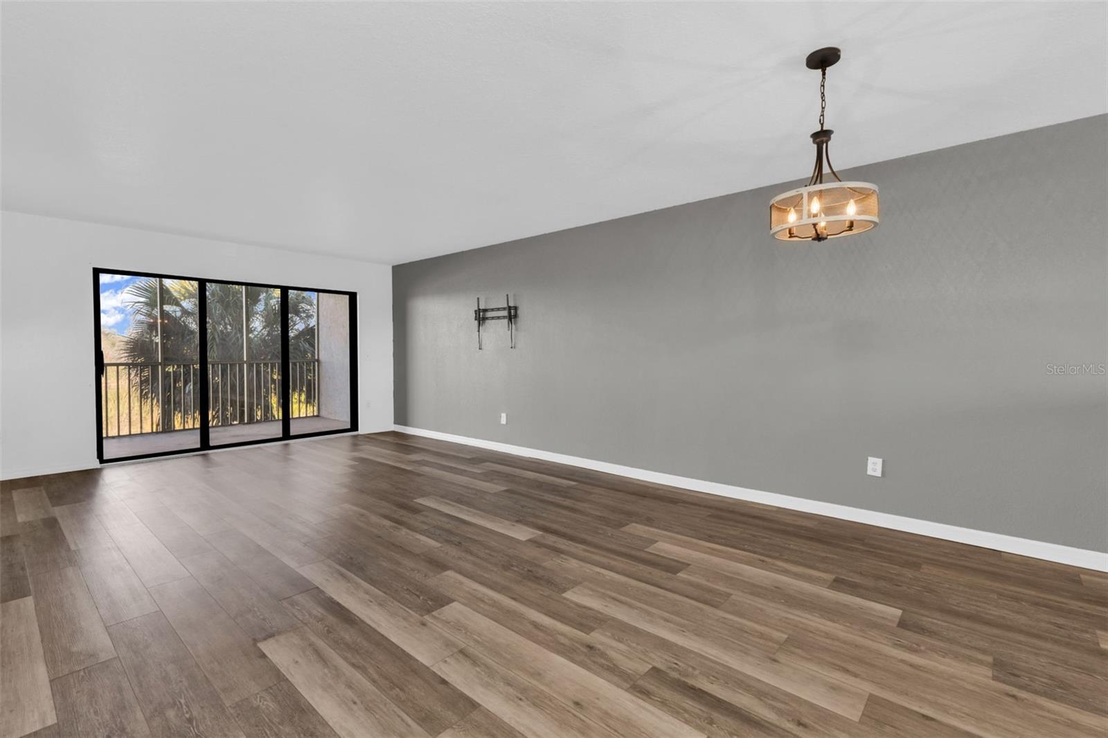 Image 9 of 44 For 175 Kings Highway B6-526