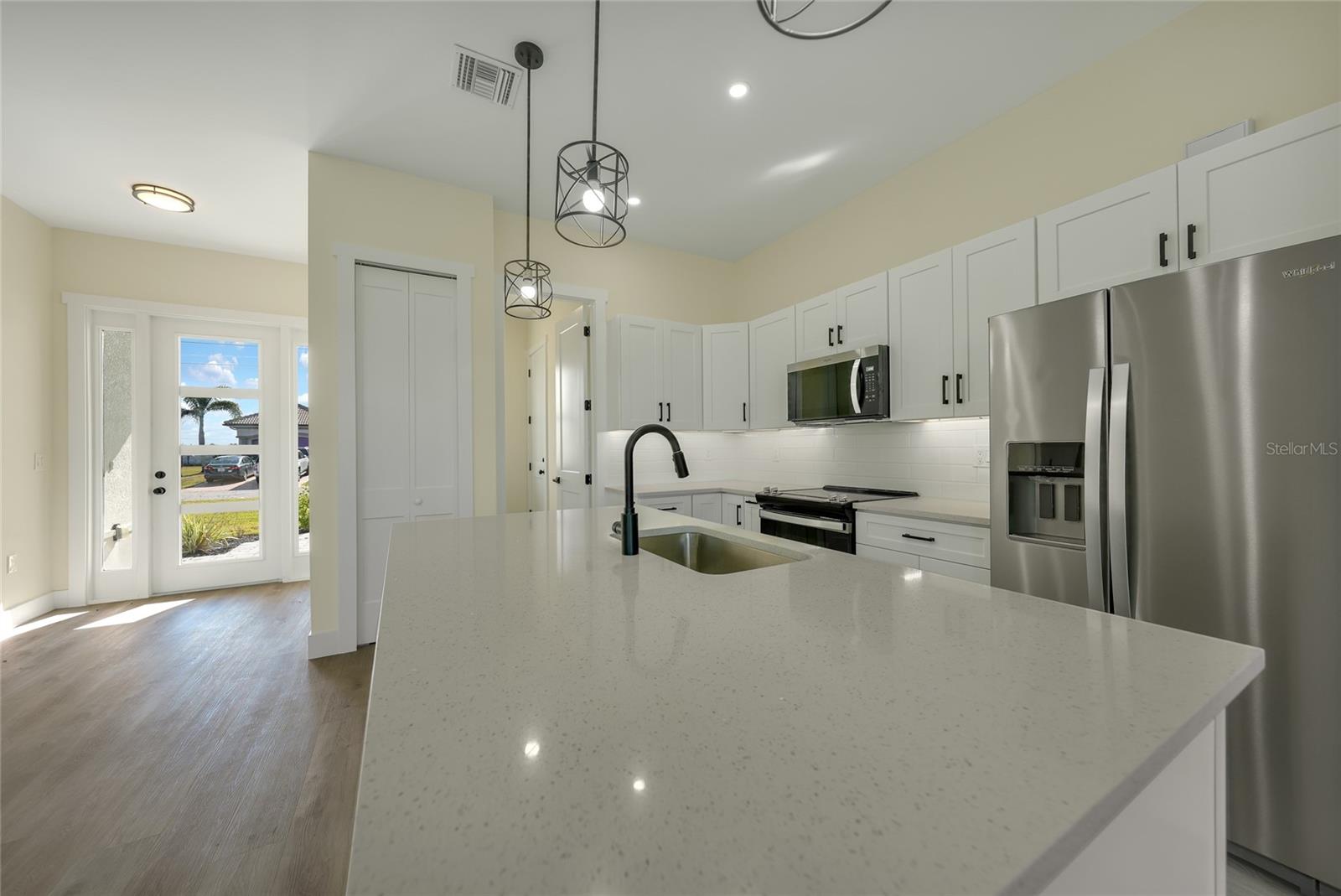 Image 12 of 38 For 3405 8th Terrace