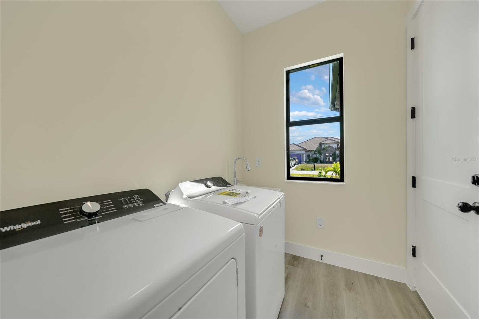 Image 15 of 38 For 3405 8th Terrace