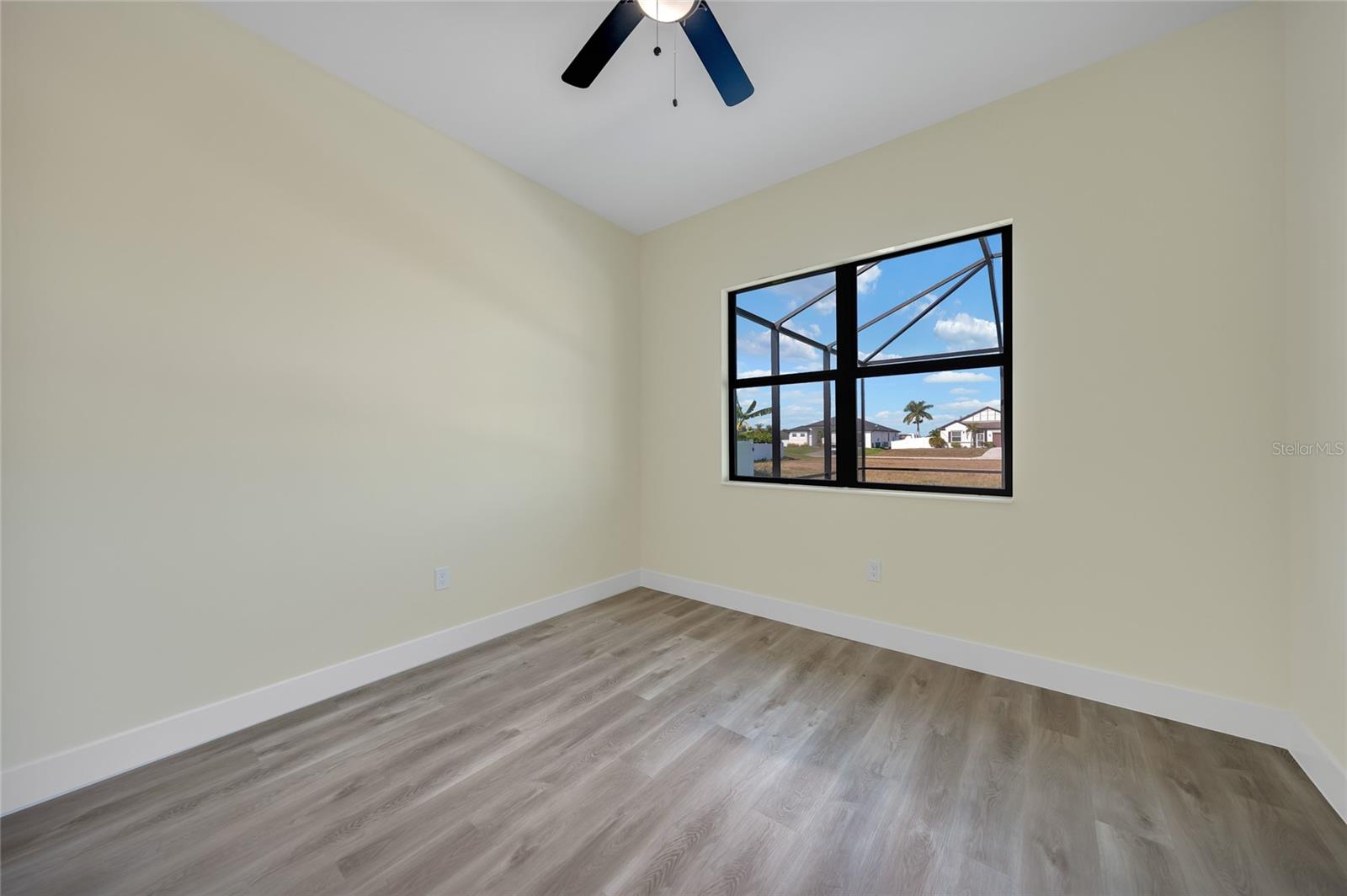 Image 23 of 38 For 3405 8th Terrace