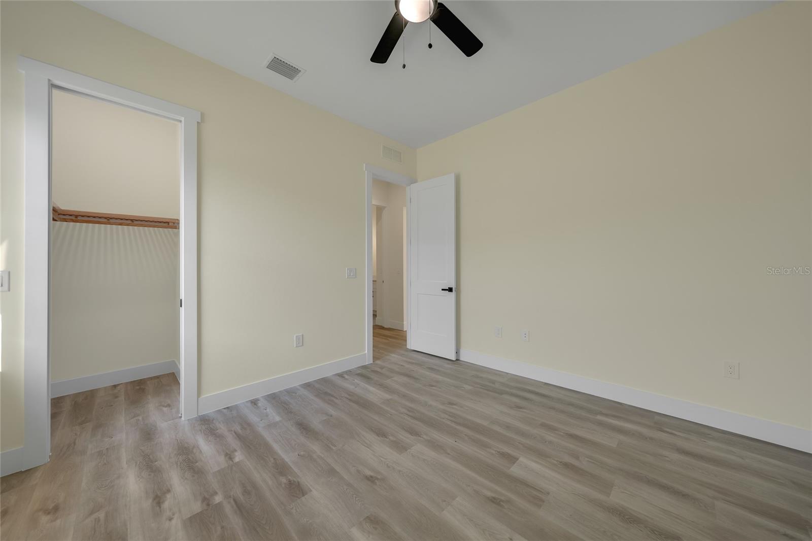 Image 28 of 38 For 3405 8th Terrace