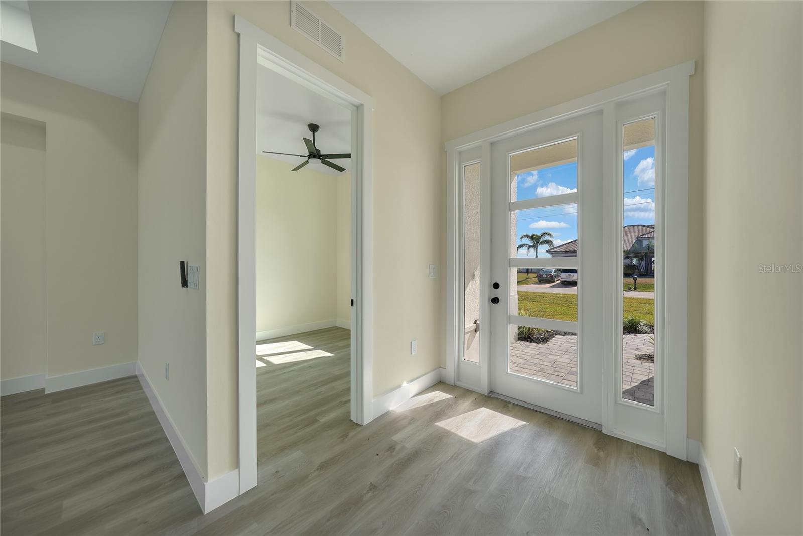 Image 4 of 38 For 3405 8th Terrace