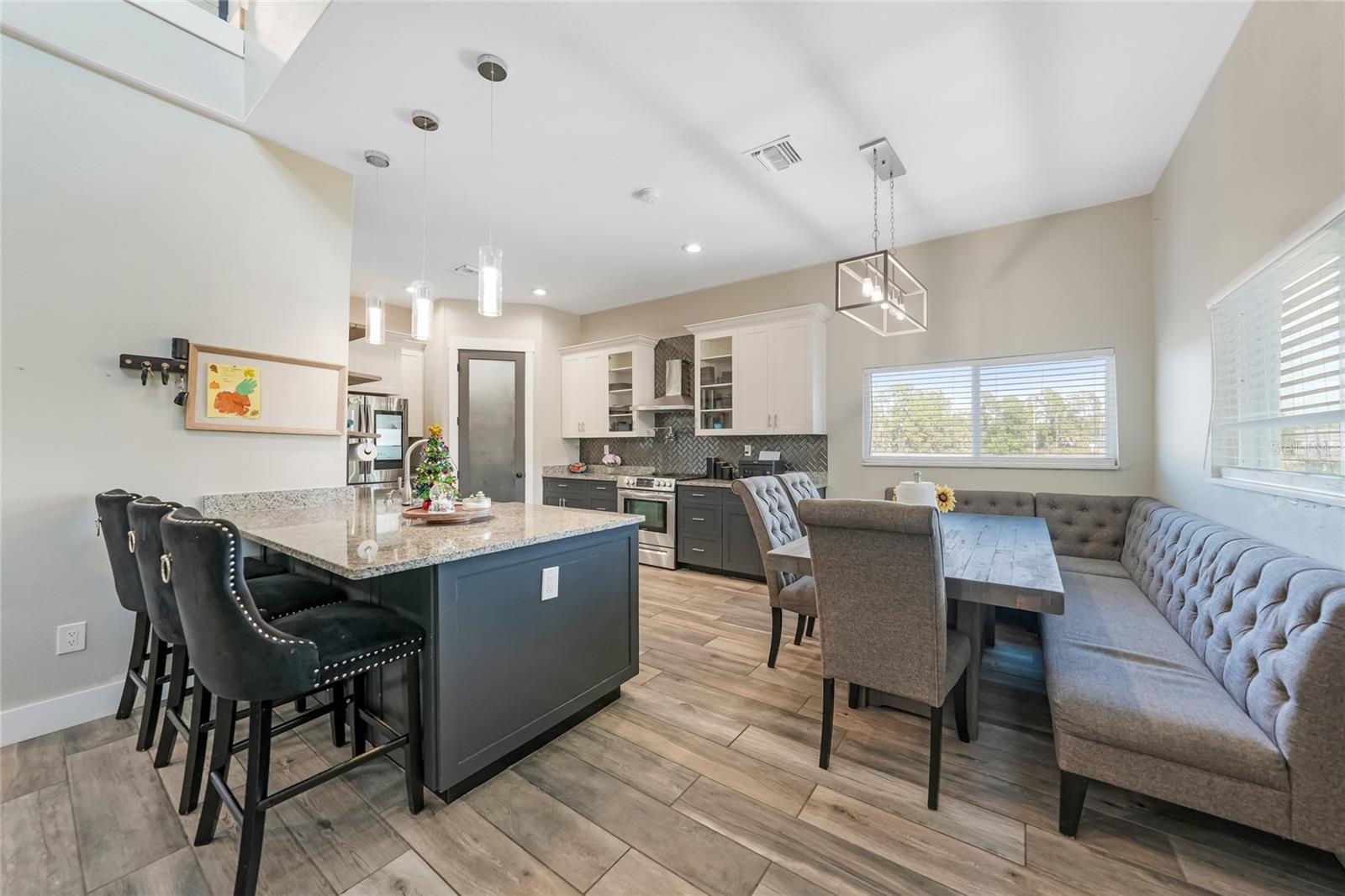 Image 11 of 46 For 38 Holloman Street