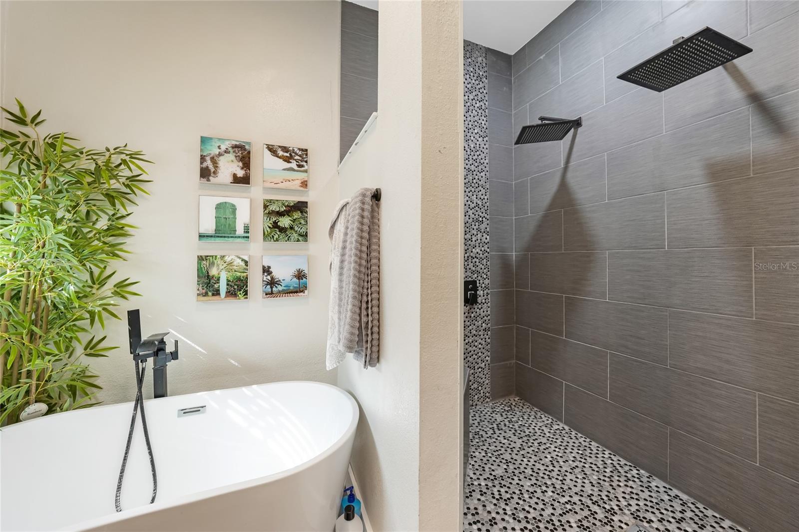 Image 20 of 46 For 38 Holloman Street