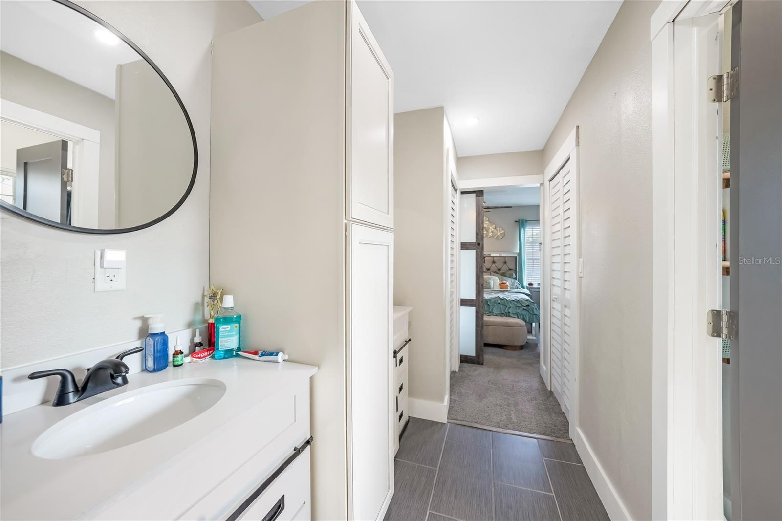 Image 33 of 46 For 38 Holloman Street