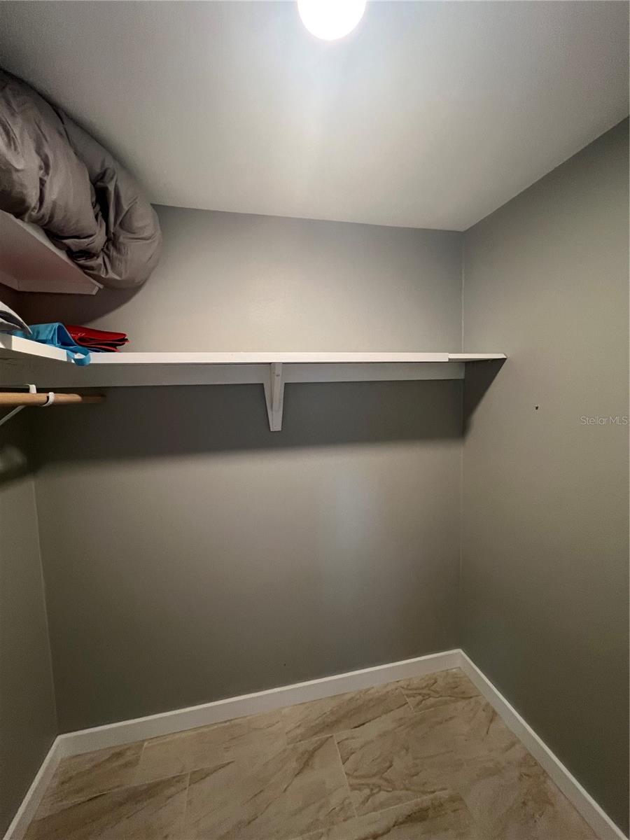 Image 17 of 37 For 129 Northshore Terrace