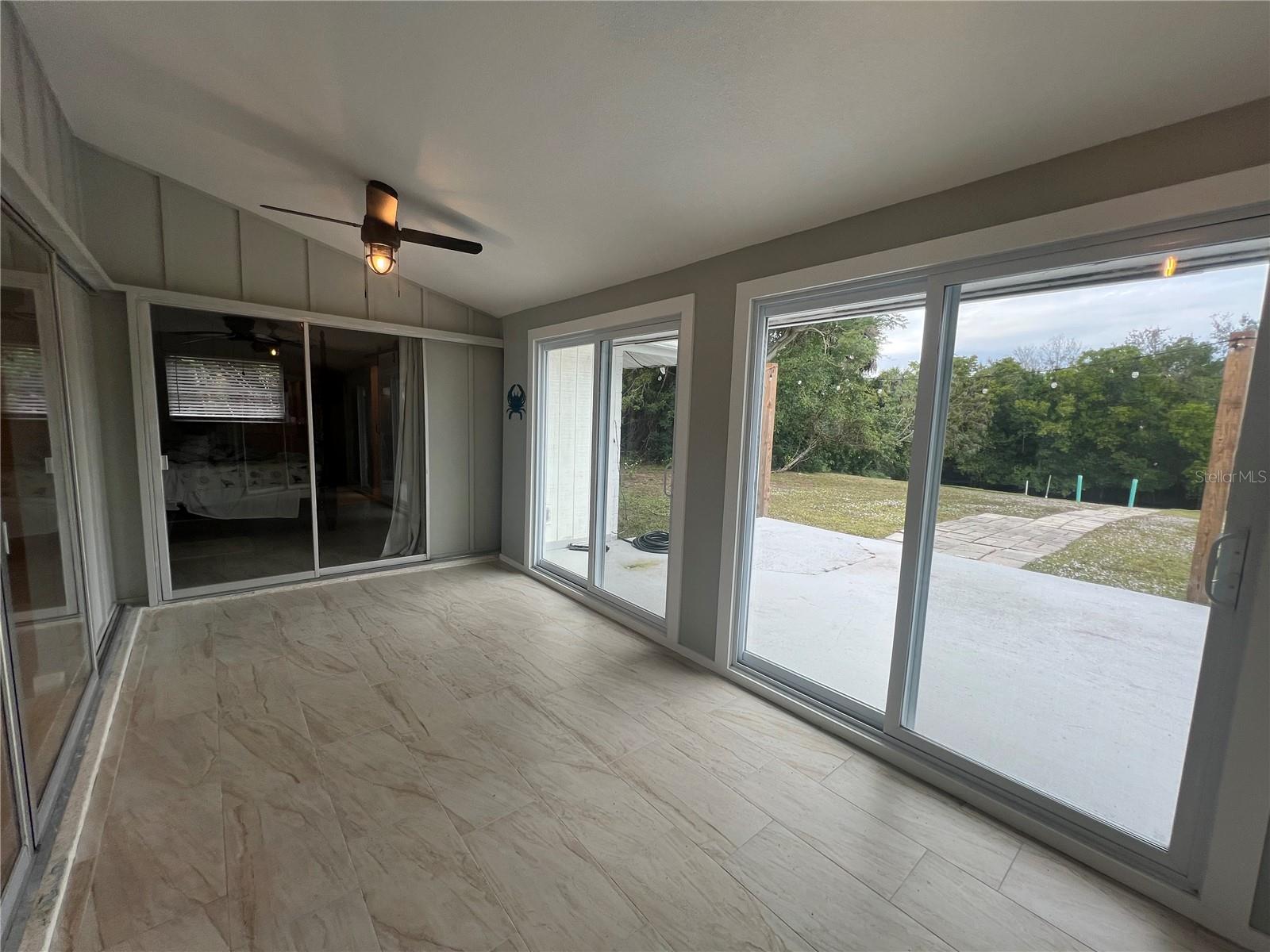 Image 27 of 37 For 129 Northshore Terrace