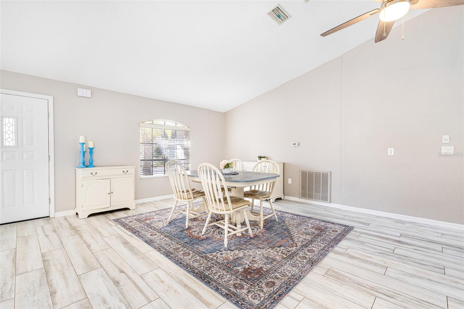 Image 13 of 55 For 28522 Coco Palm Drive