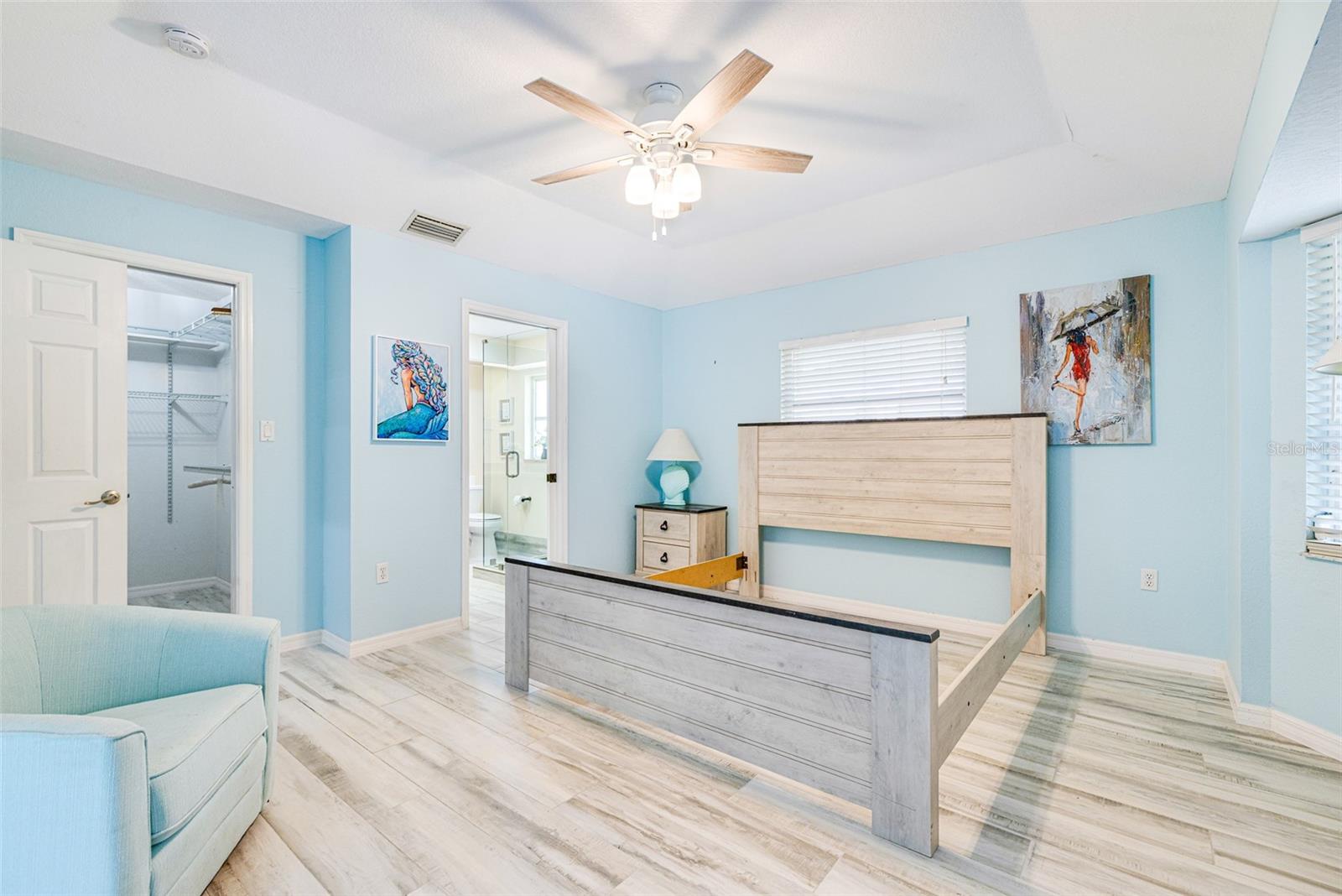 Image 18 of 55 For 28522 Coco Palm Drive