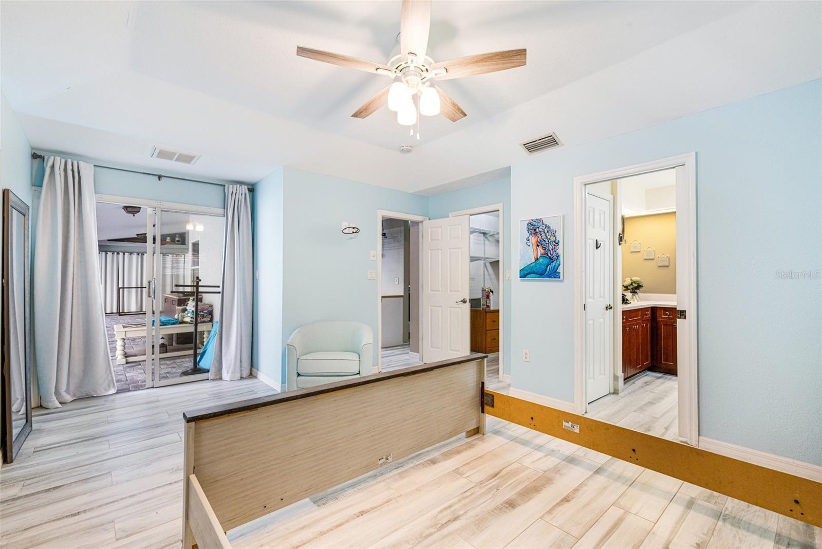 Image 19 of 55 For 28522 Coco Palm Drive