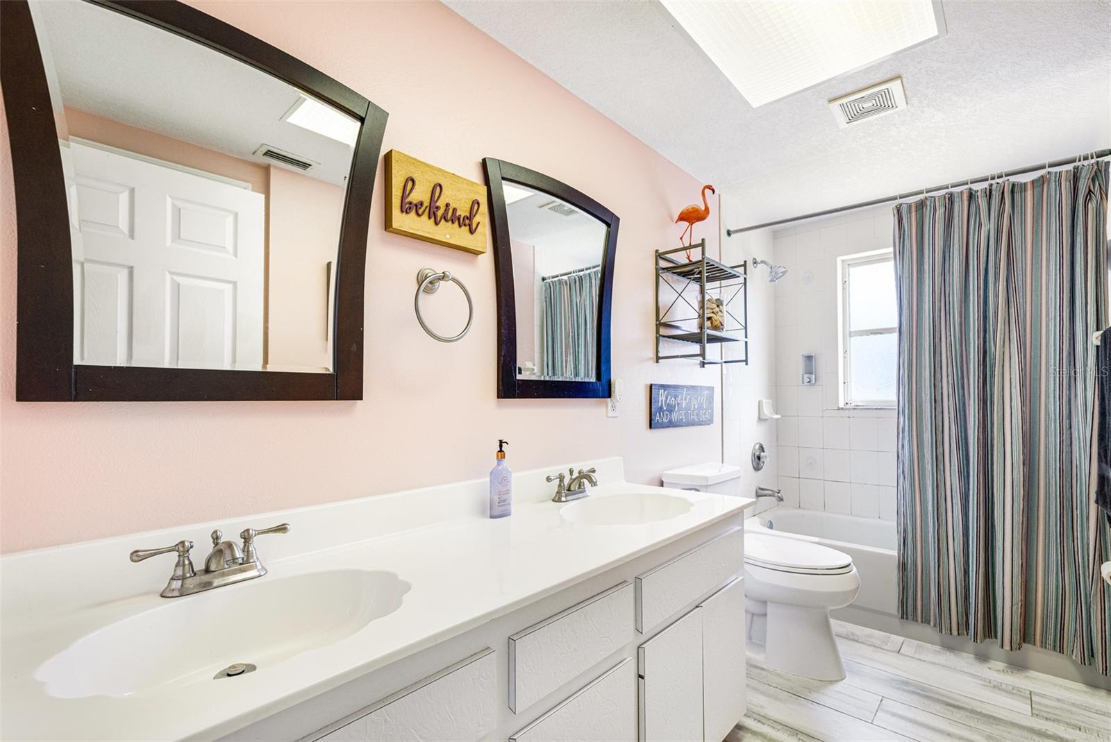 Image 26 of 55 For 28522 Coco Palm Drive