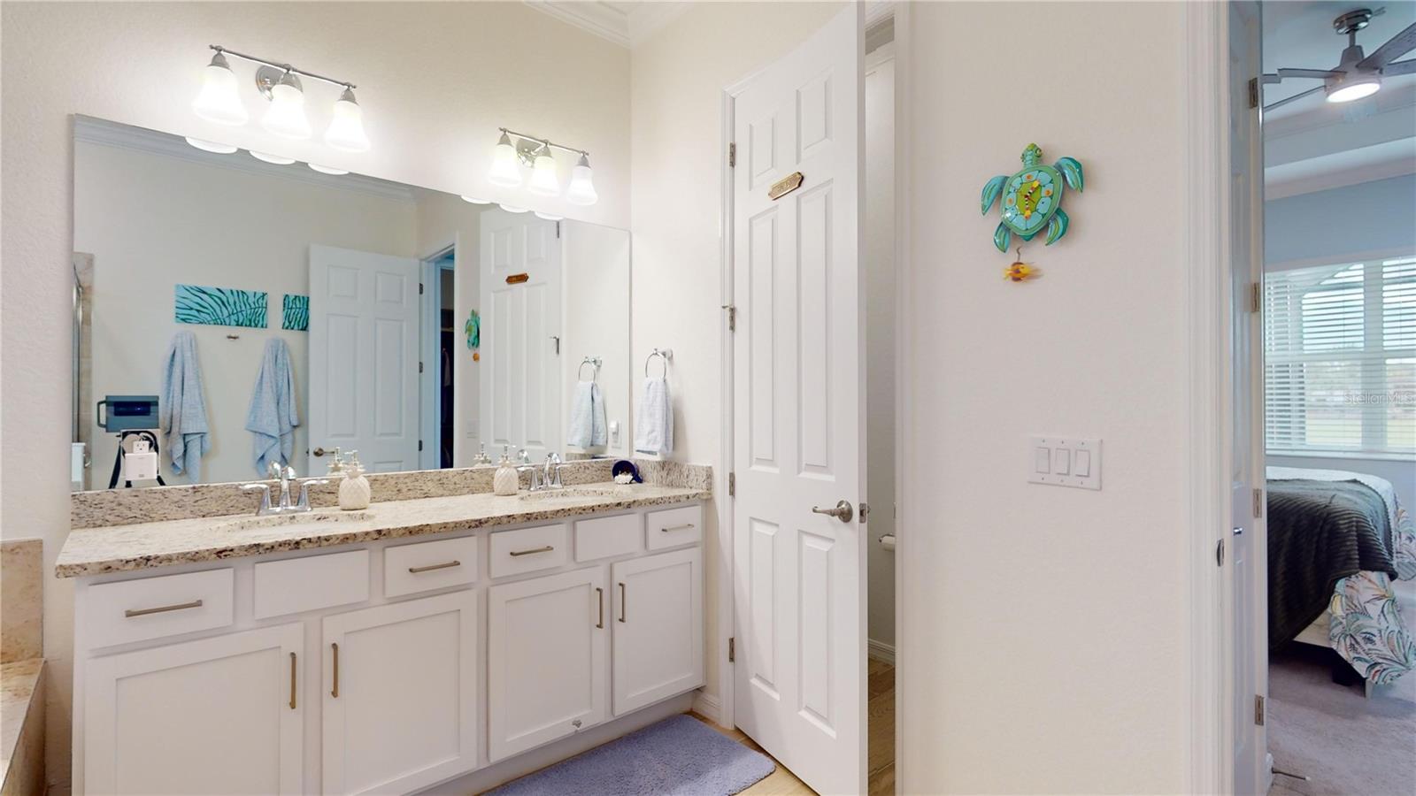 Image 21 of 61 For 25073 Golden Fern Drive