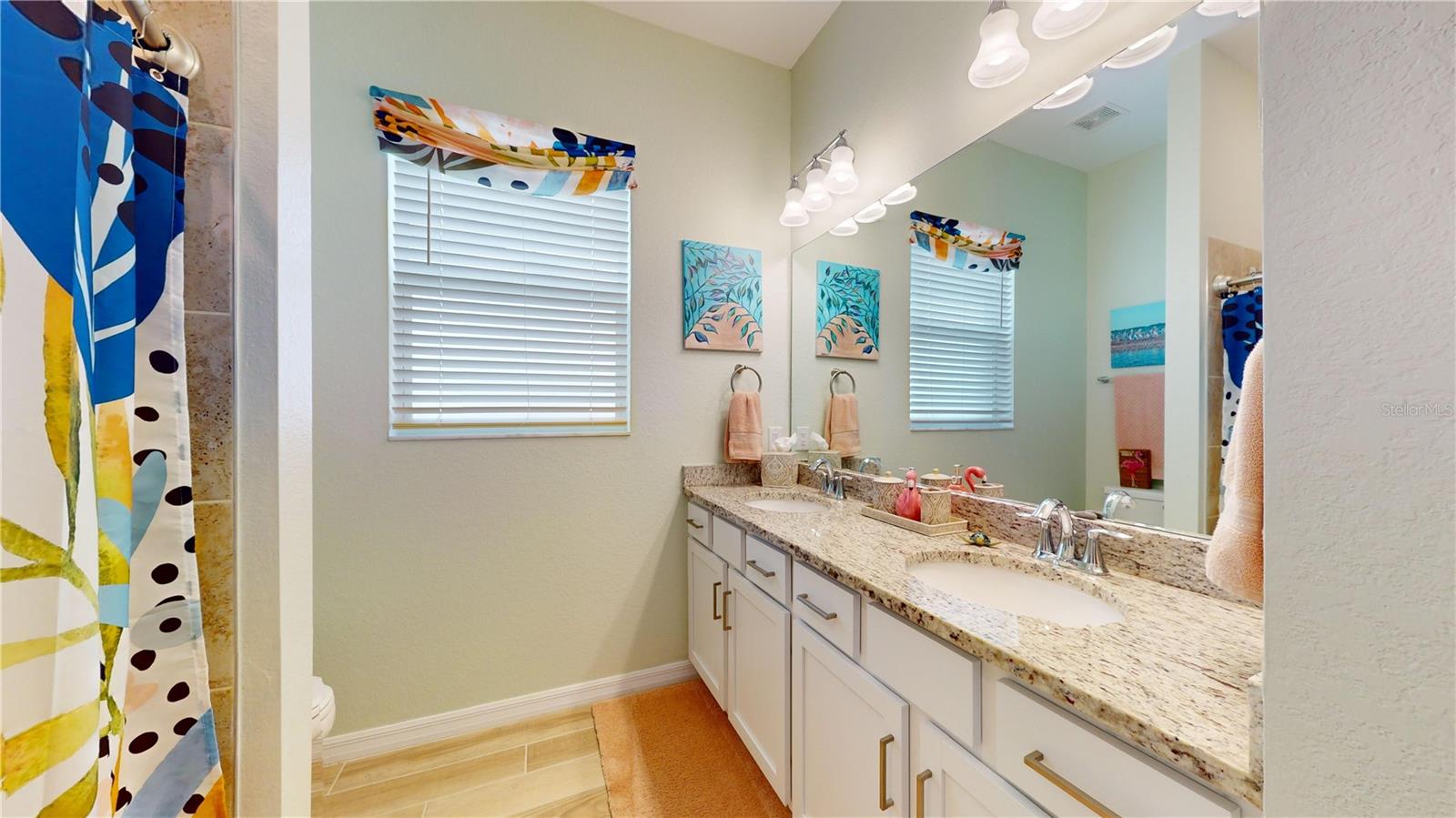 Image 24 of 61 For 25073 Golden Fern Drive