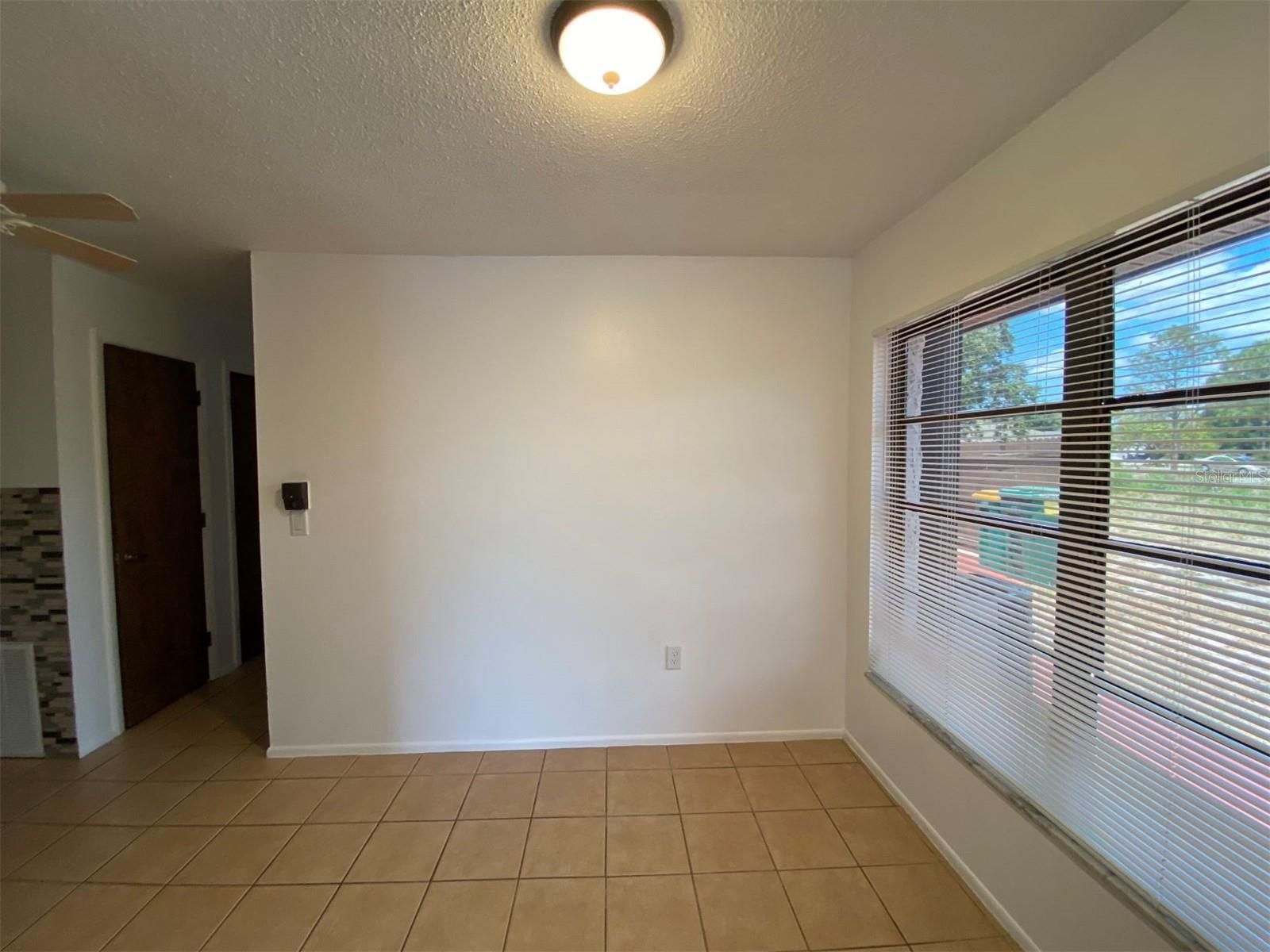 Image 4 of 11 For 3072 Seafarer Drive