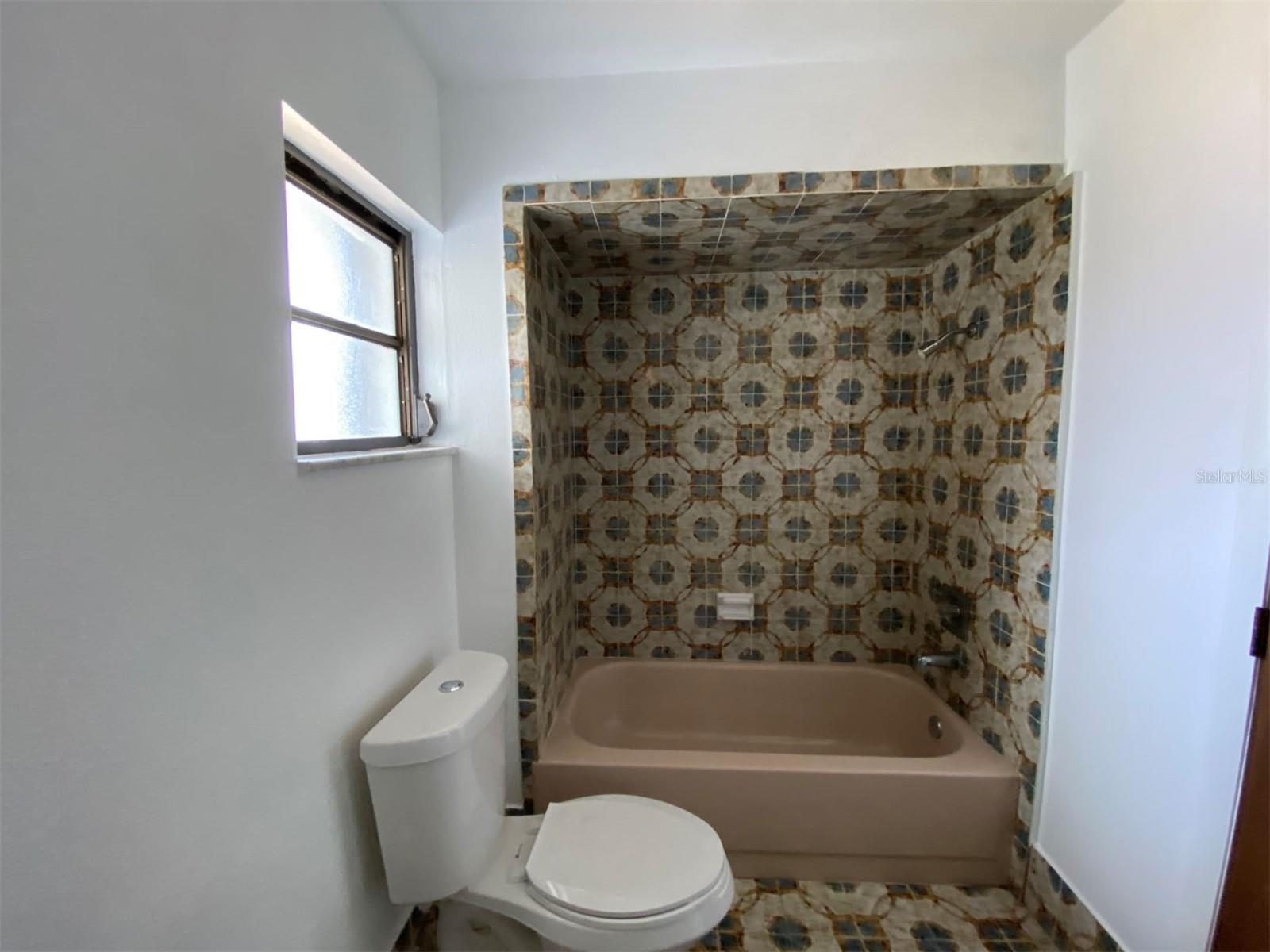 Image 9 of 11 For 3072 Seafarer Drive