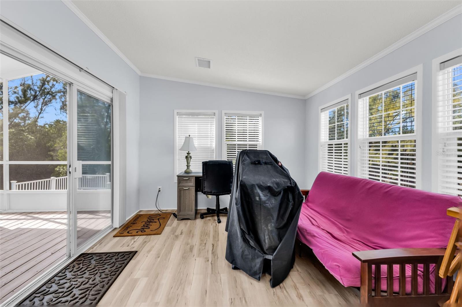 Image 14 of 54 For 4300 Riverside Drive 106