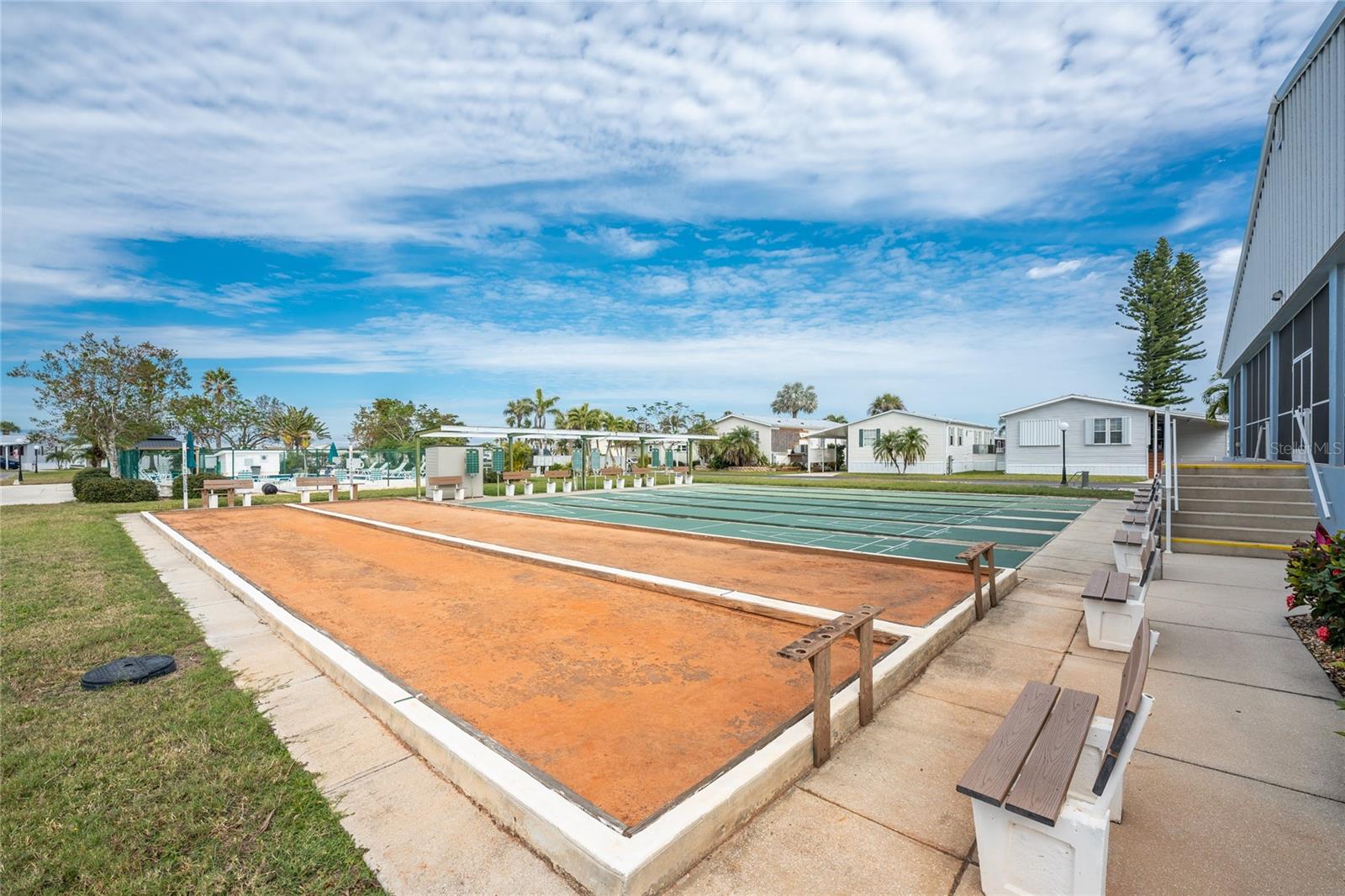 Image 48 of 54 For 4300 Riverside Drive 106