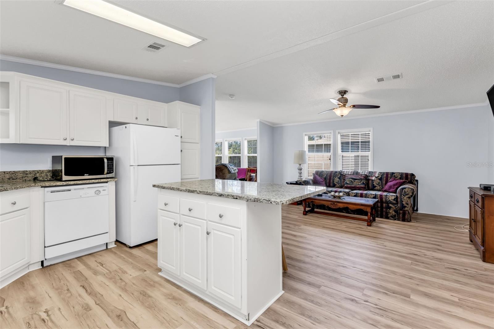 Image 7 of 54 For 4300 Riverside Drive 106