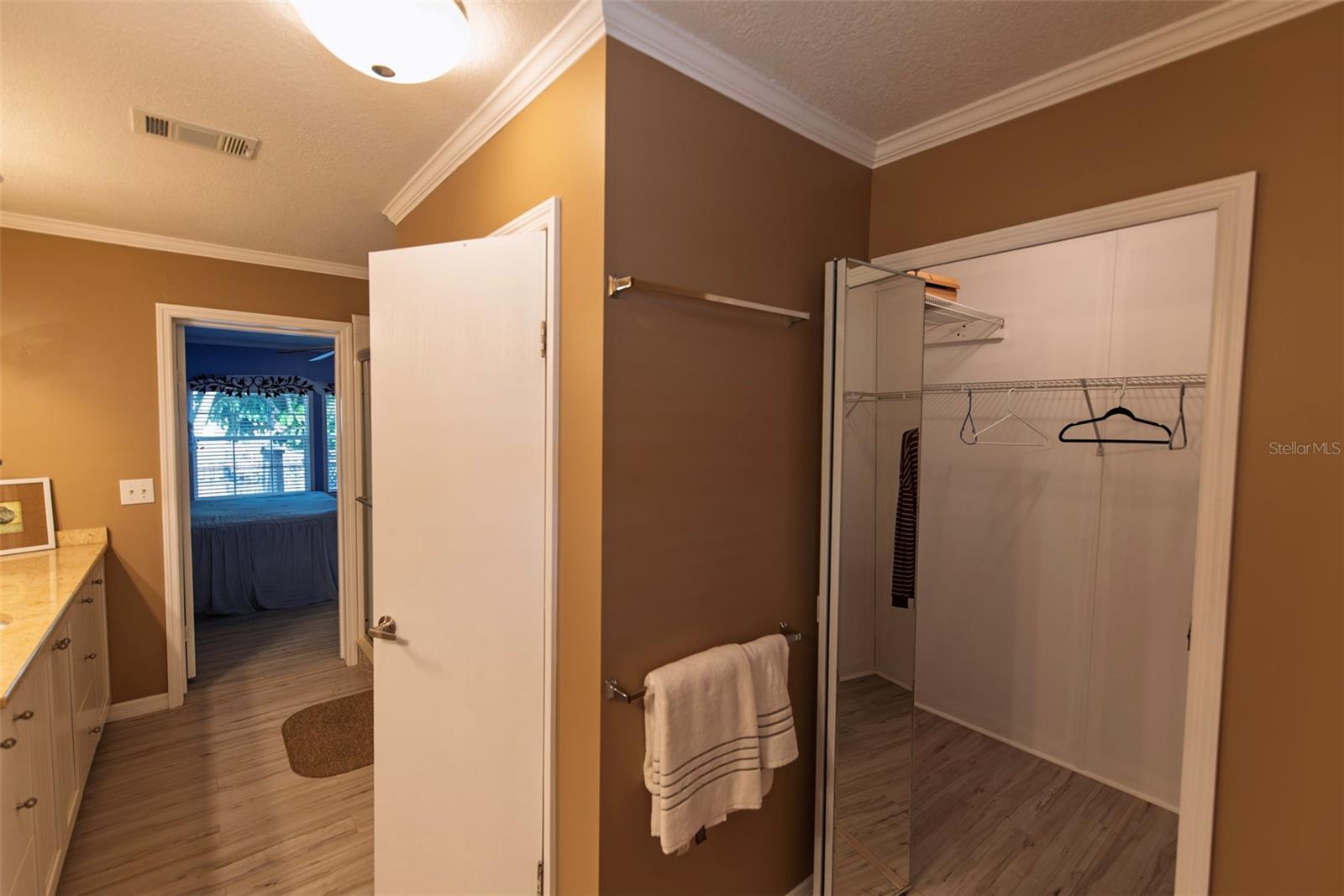 Image 17 of 42 For 46 Alligator Avenue