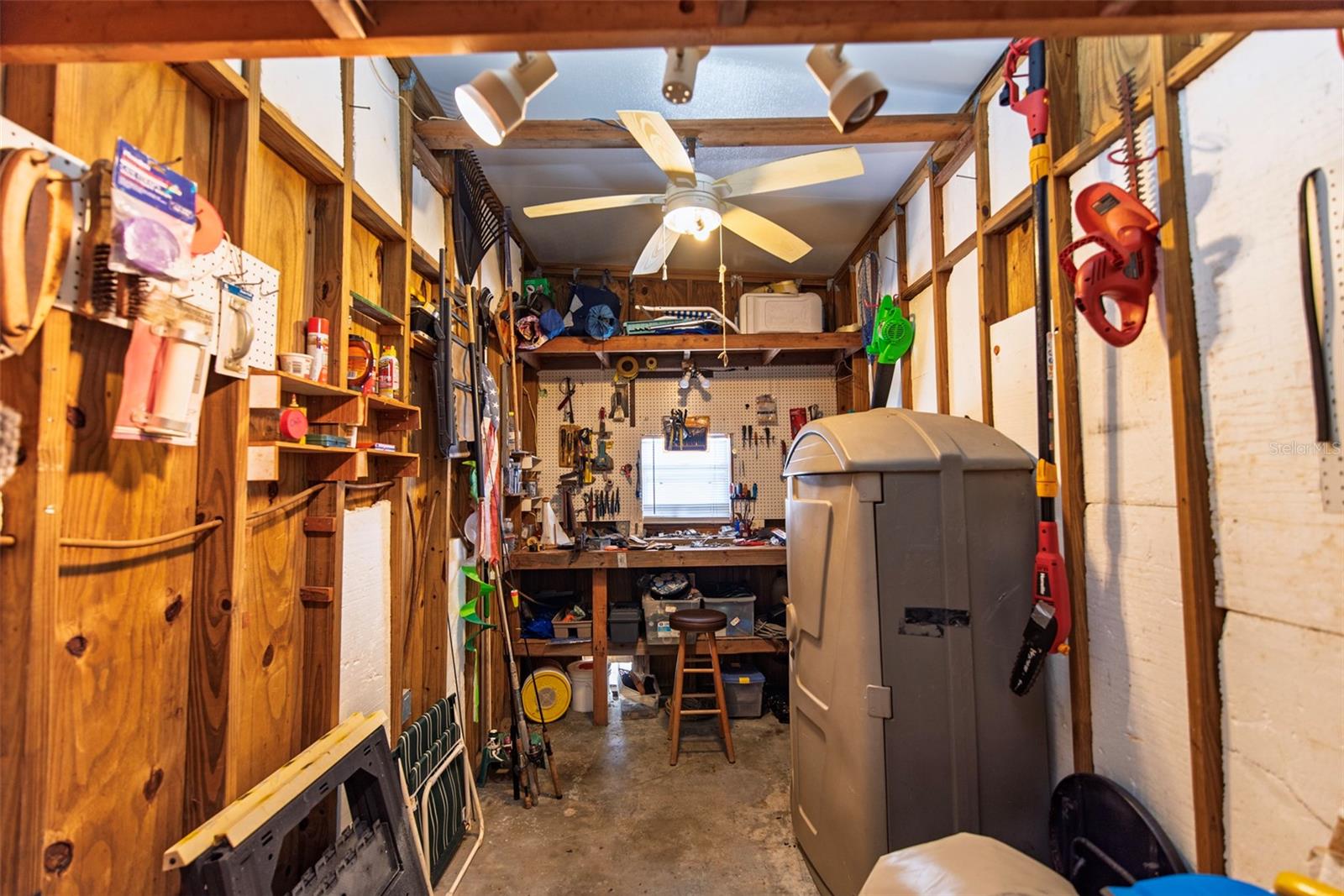 Image 29 of 42 For 46 Alligator Avenue