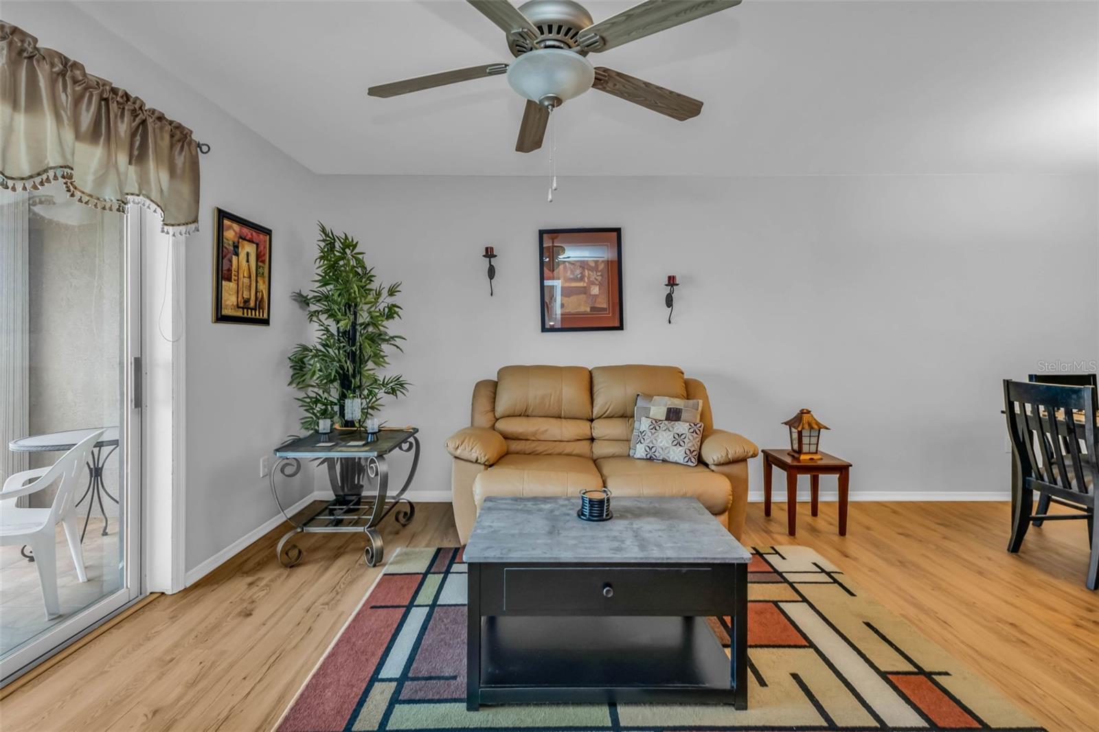 Image 15 of 47 For 3310 Loveland Boulevard 1406