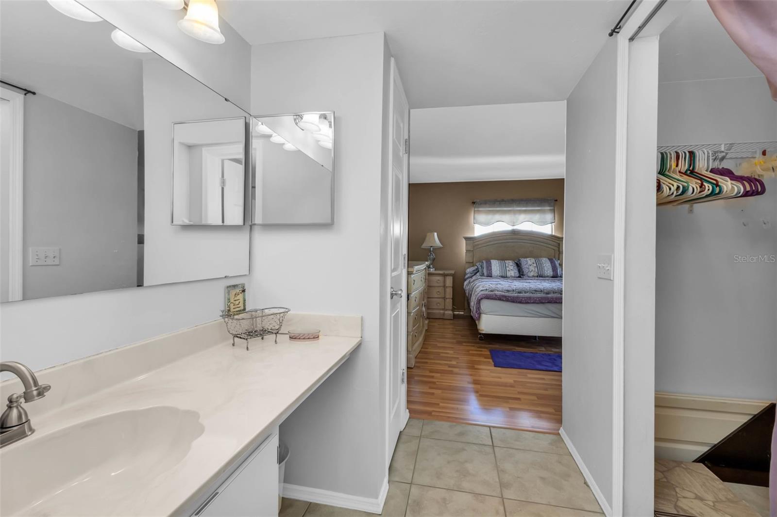 Image 23 of 47 For 3310 Loveland Boulevard 1406