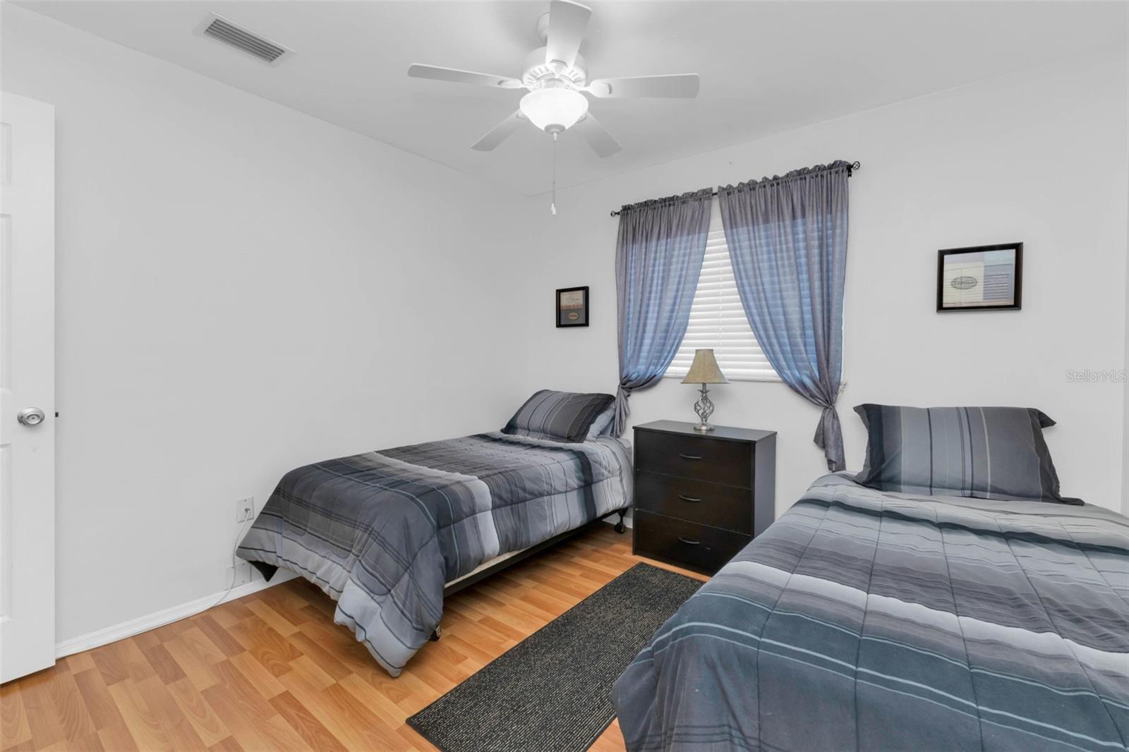 Image 26 of 47 For 3310 Loveland Boulevard 1406