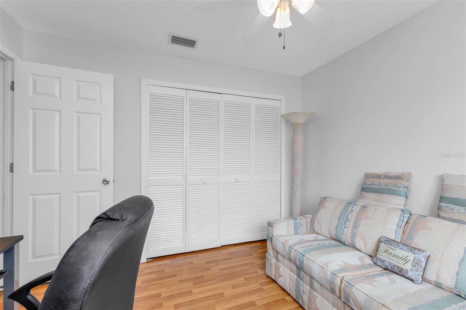 Image 28 of 47 For 3310 Loveland Boulevard 1406