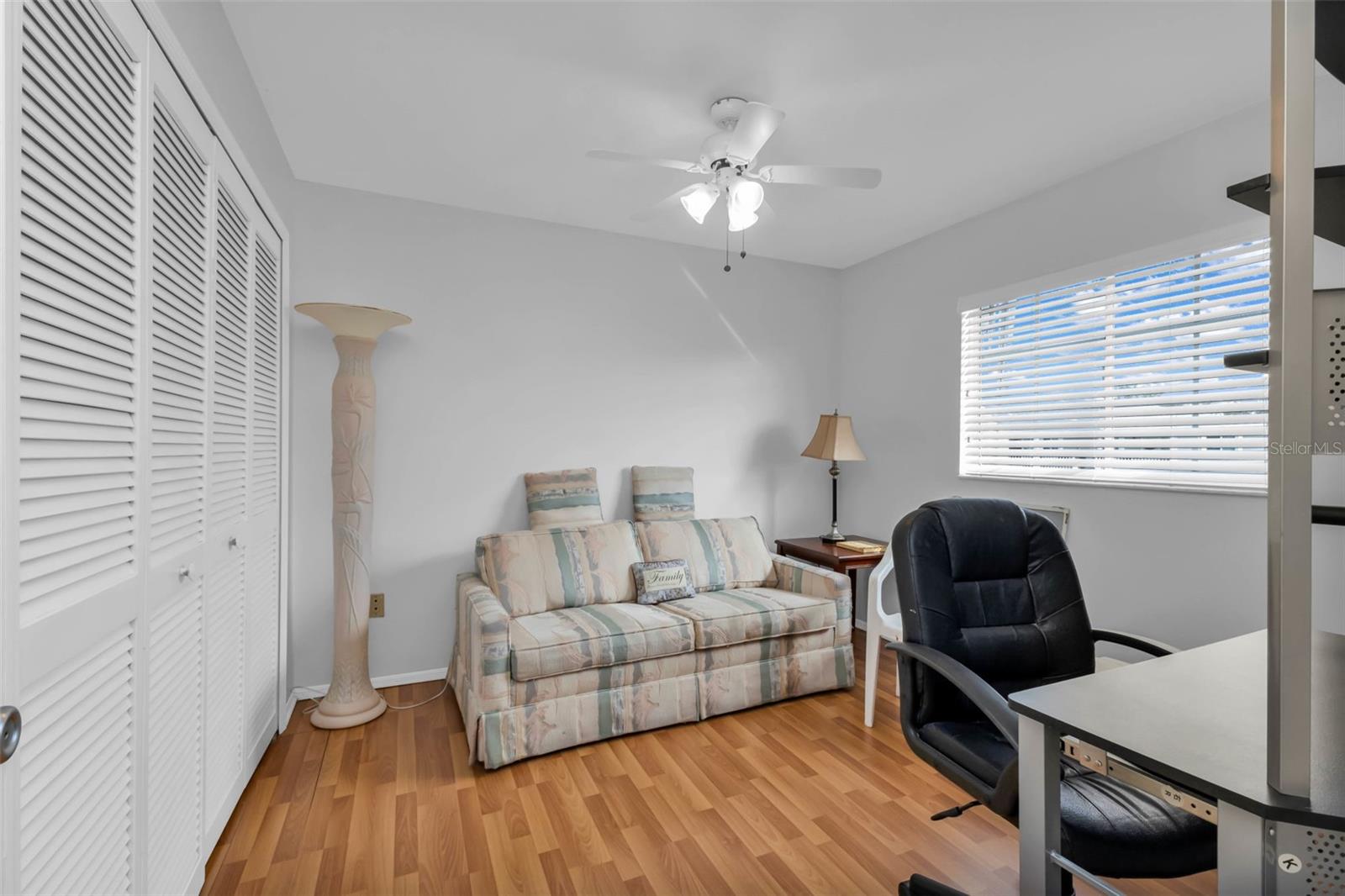 Image 29 of 47 For 3310 Loveland Boulevard 1406