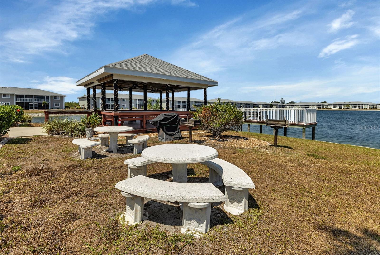 Image 34 of 47 For 3310 Loveland Boulevard 1406