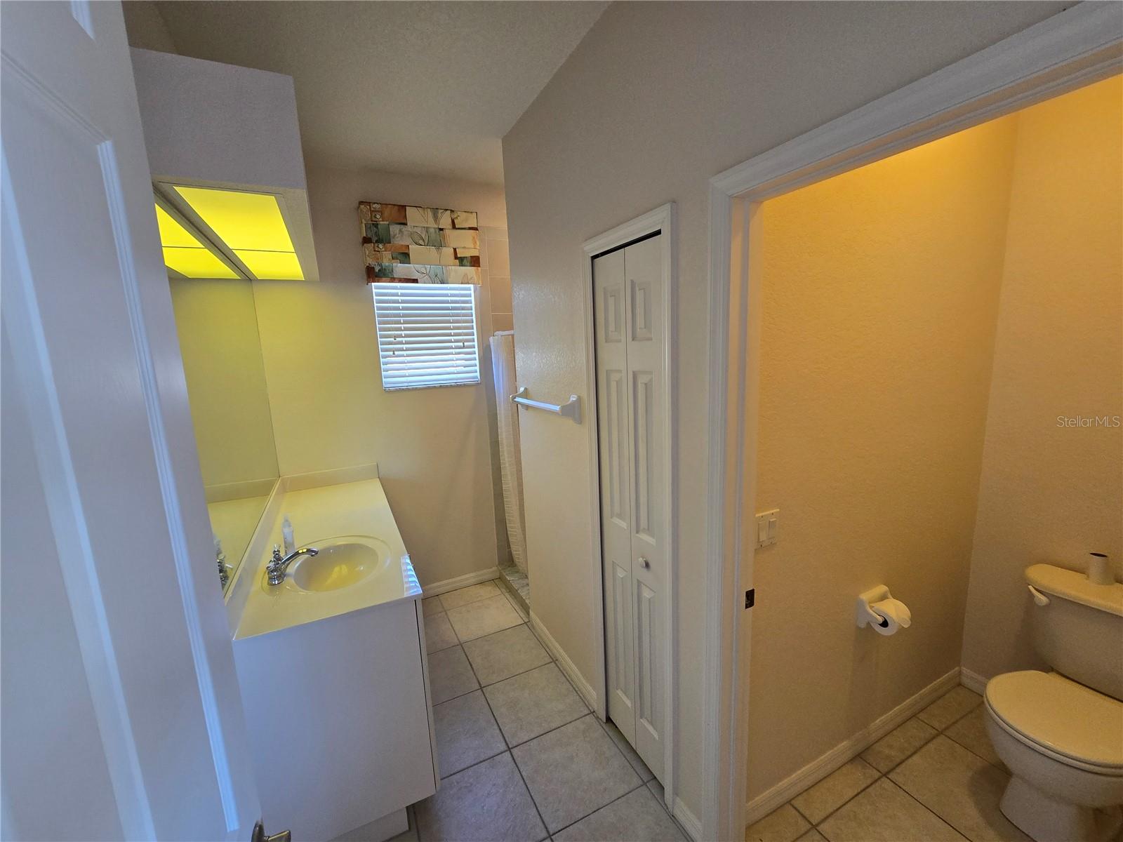 Image 19 of 37 For 23404 Peachland Boulevard