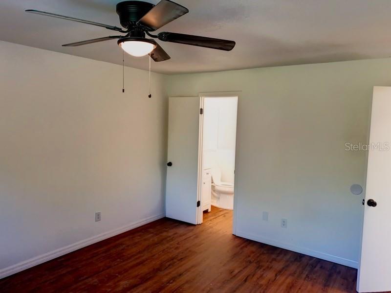 Image 10 of 11 For 603 61st Avenue Terrace E 605